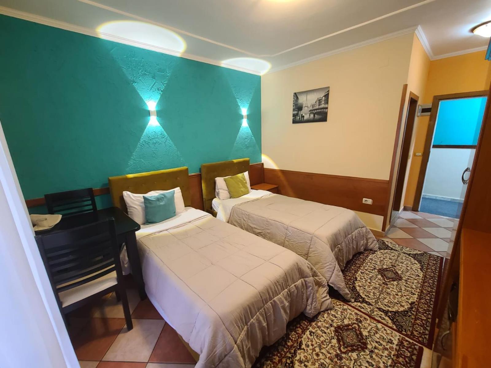 Quick Stop Hotel Tirana Bagian luar foto