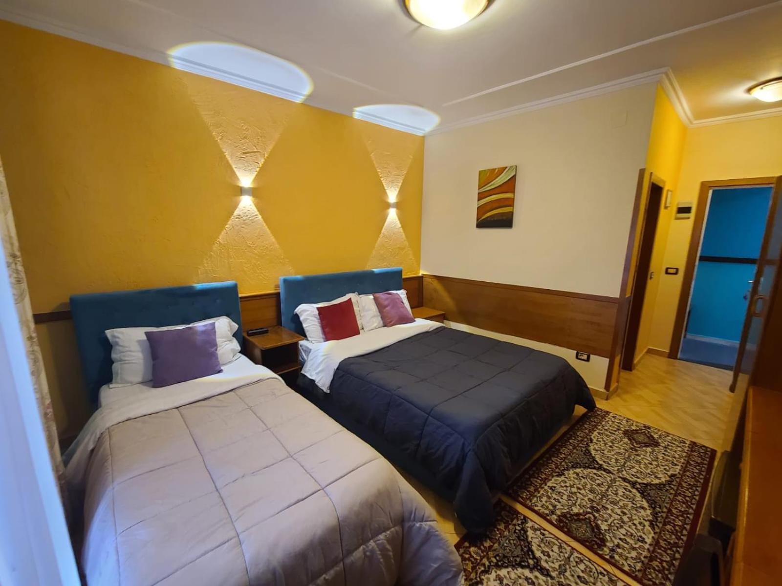 Quick Stop Hotel Tirana Bagian luar foto